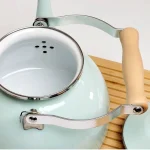 خرید و قیمت کتری لعابی دسته چوبی طرح انگلیش هوم وارداتی