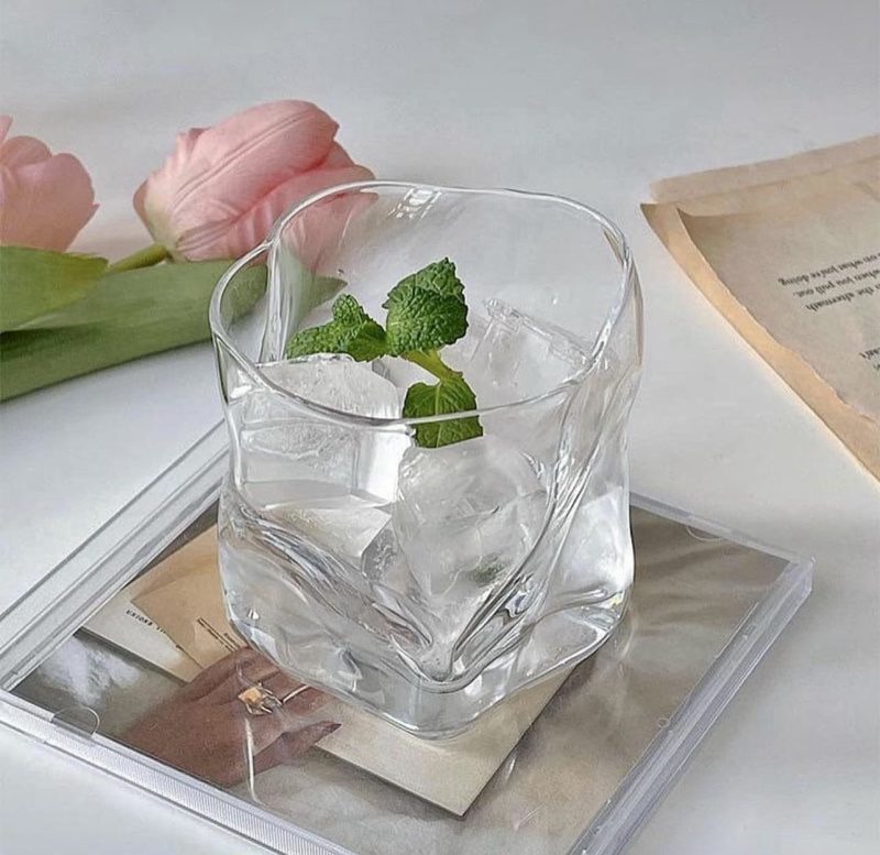 خرید و قیمت نیم لیوان دفرمه برند DELI GLASS