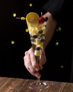 خرید و قیمت گیلاس شیپوری V-line پاشاباغچه 44305