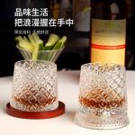 خرید و قیمت لیوان کریستال چرخشی طرحدار وارداتی